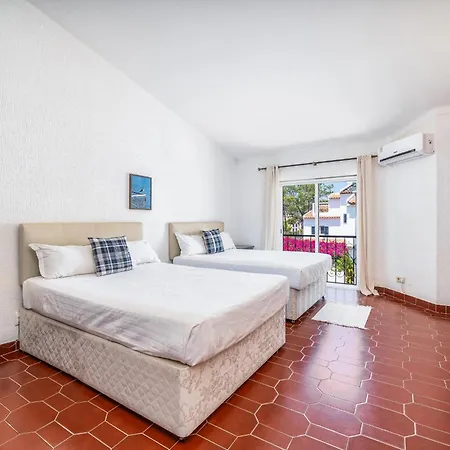 Sun Retreat * Vale do Lobo